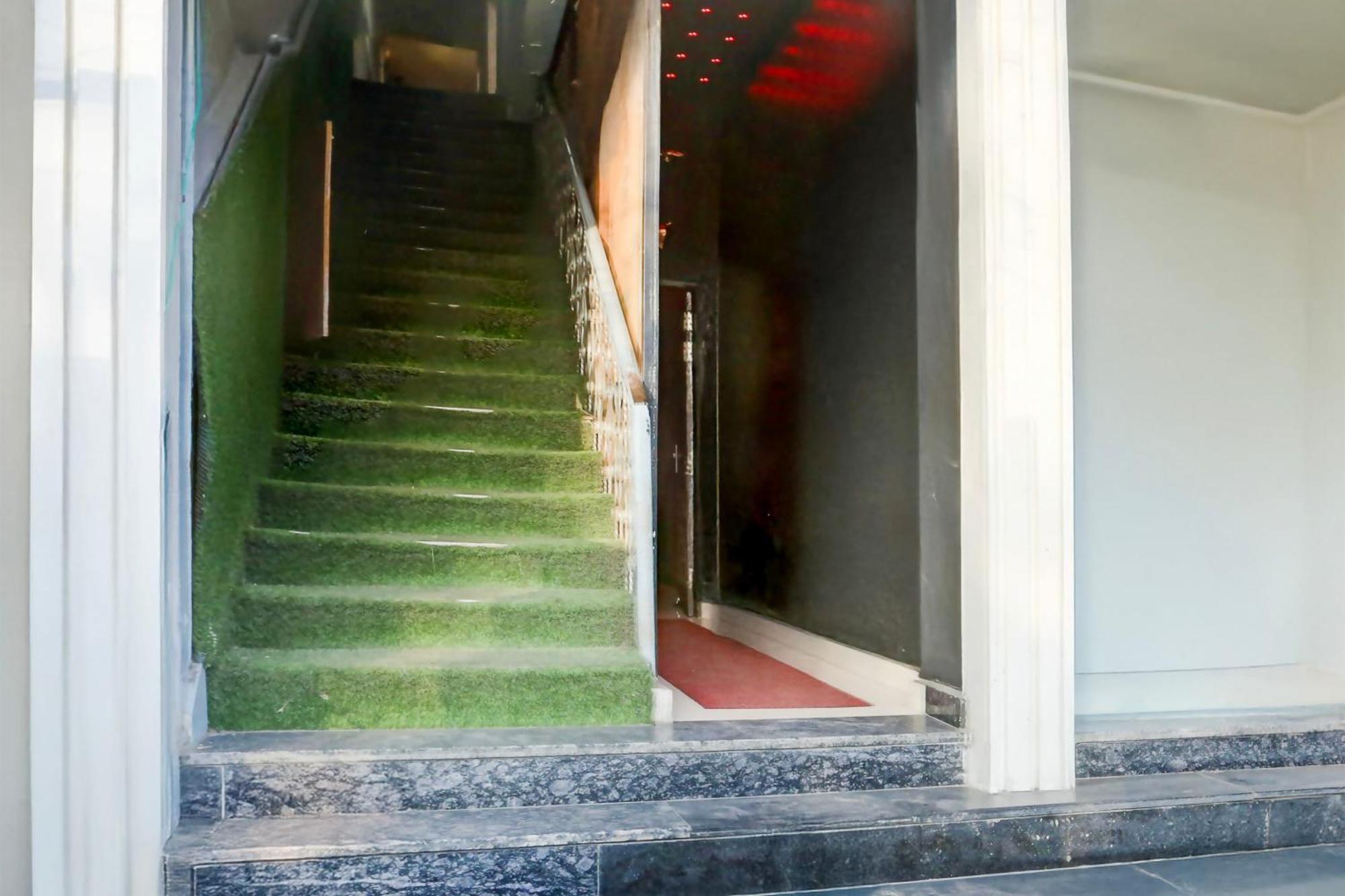 Super Collection O Roop Vihar Rohtak Formerly Hotel Maha Zewnętrze zdjęcie